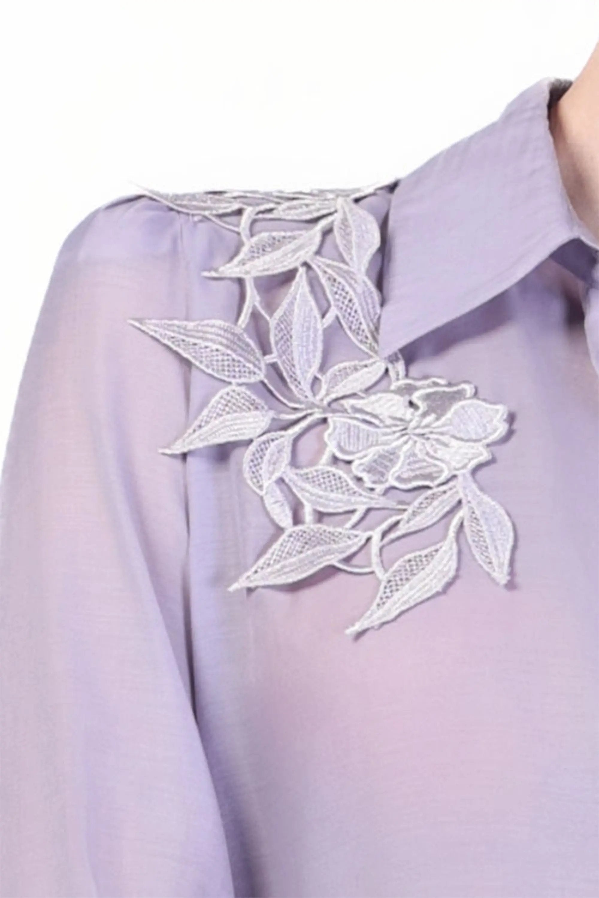 Elegant Blouse with Ruffle Detail and Flare Pants Set ULA